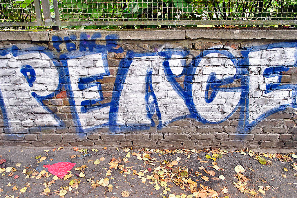 2013 Neukölln-Graffiti – Parolen aus einem Berliner Kiez - Foto: Christian Winterstein